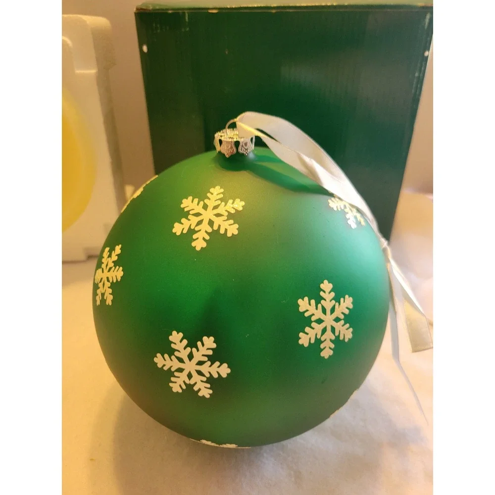 Vtg Mr Christmas Sparkling Scene Ornament Animated musical Gingerbread‎ Village